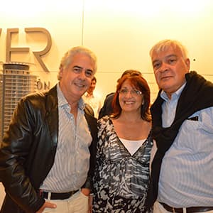Arquitecto José Luis Real, escribana Eleonora Merlo y arquitecto Carlos Ott
