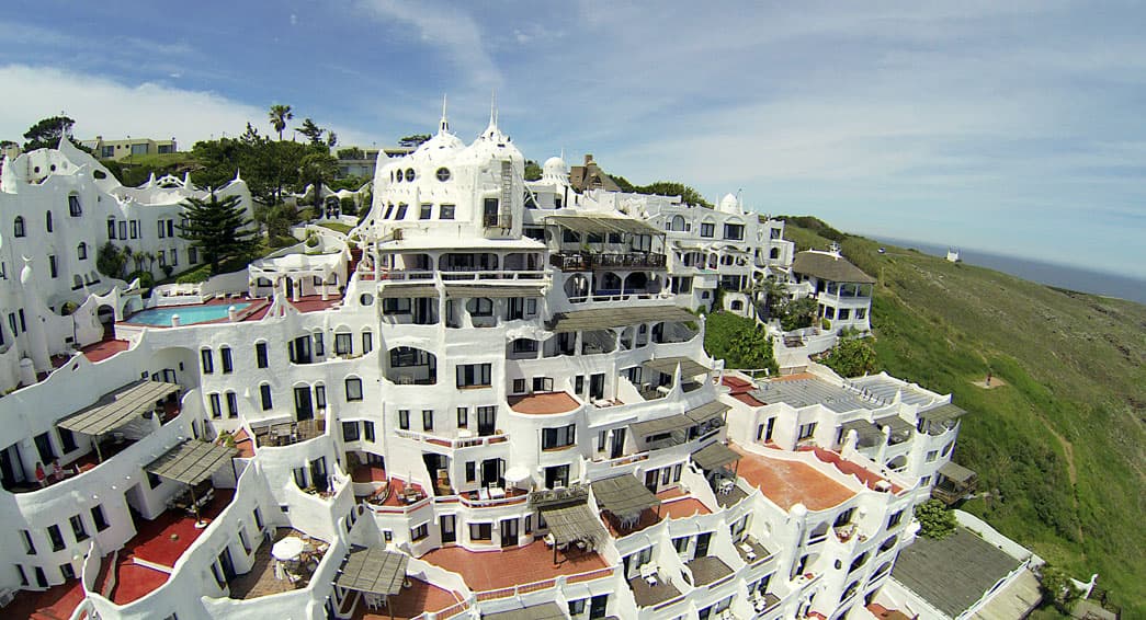 Casapueblo <br>Entre el cielo y el mar