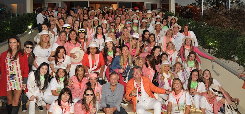 GLAMOUR Y SOLIDARIDAD SOBRE RUEDAS (1ra Parte)