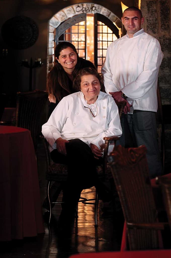 Florencia Alegresa, Gustavo Viera, Isabel P. de Alegresa, responsables de El Floreal.