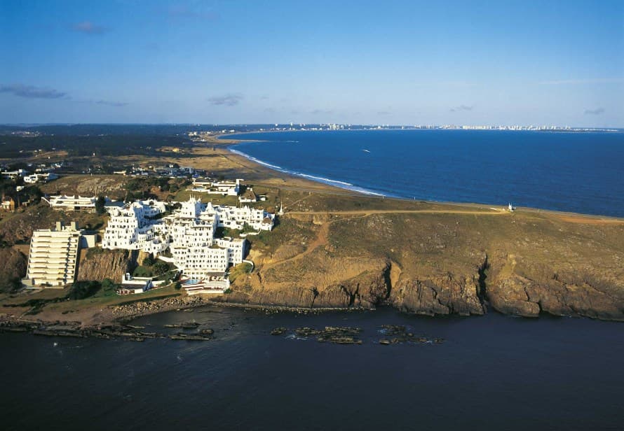 La Panorámica de Punta Ballena pasará a llamarse Carlos Páez Vilaró