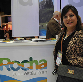 Licenciada Fernanda Rótulo por parte del Departamento de Rocha presentando sus proyectos