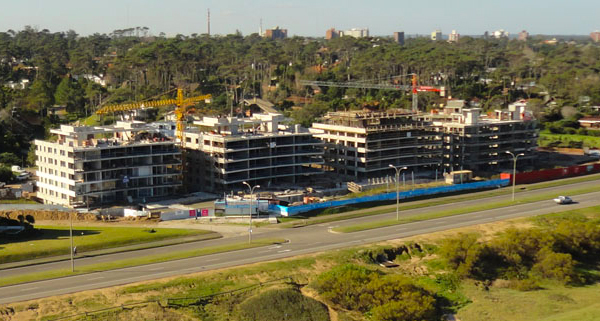 Vista aérea de la construcción de Edificio Lumiere