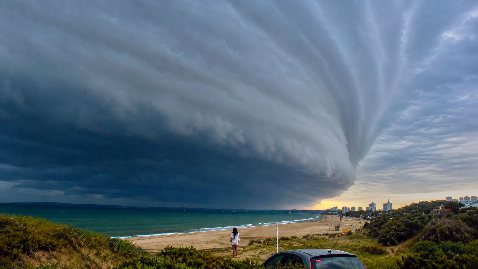 punta-del-este-internacional-nubesCUMULUSNUMBUS-Horiz punta-del-este-internacional-nubesCUMULUSNUMBUS-Horiz